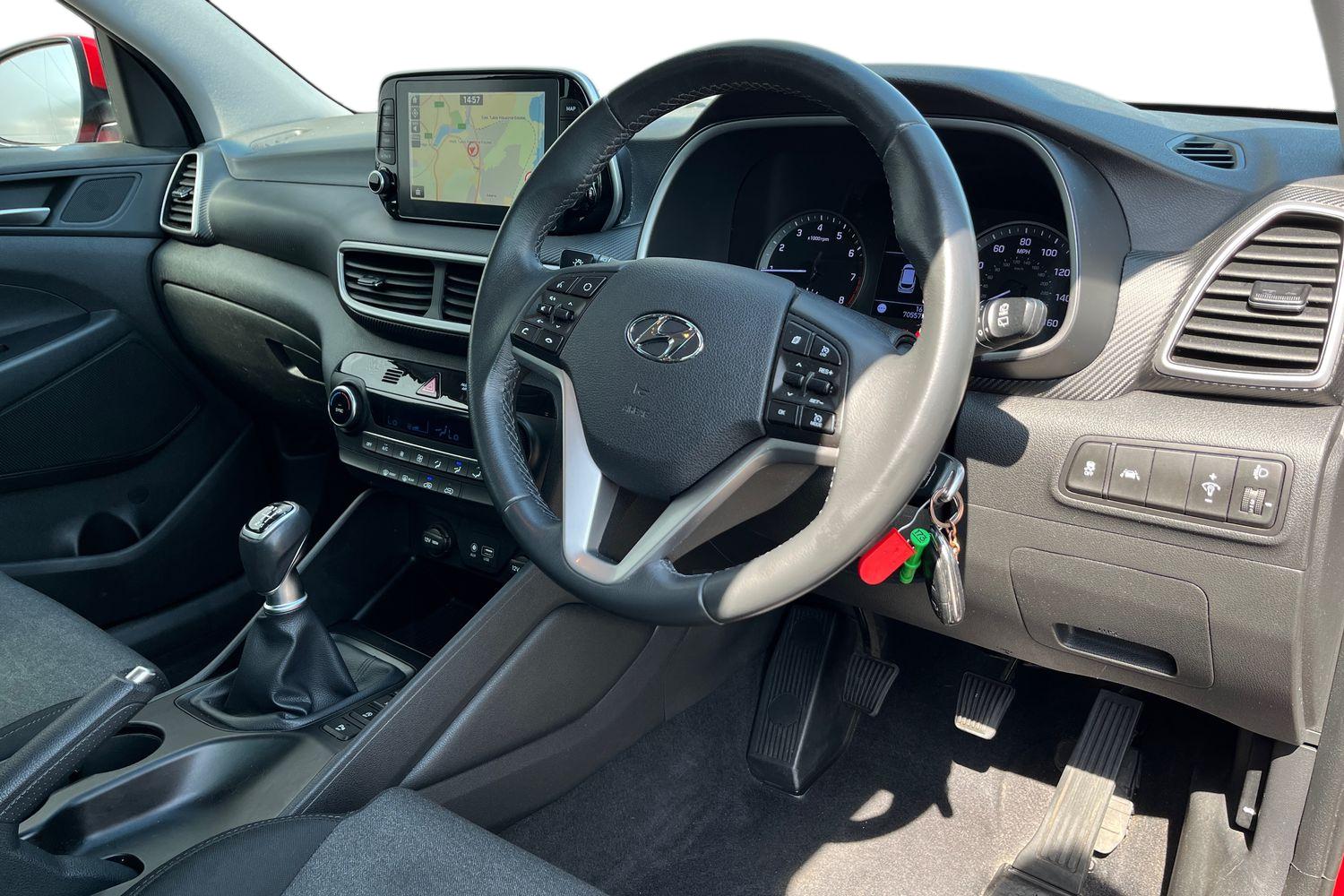 Hyundai TUCSON Photo 8