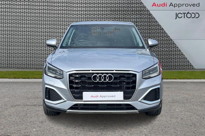 Audi Q2 Photo 8