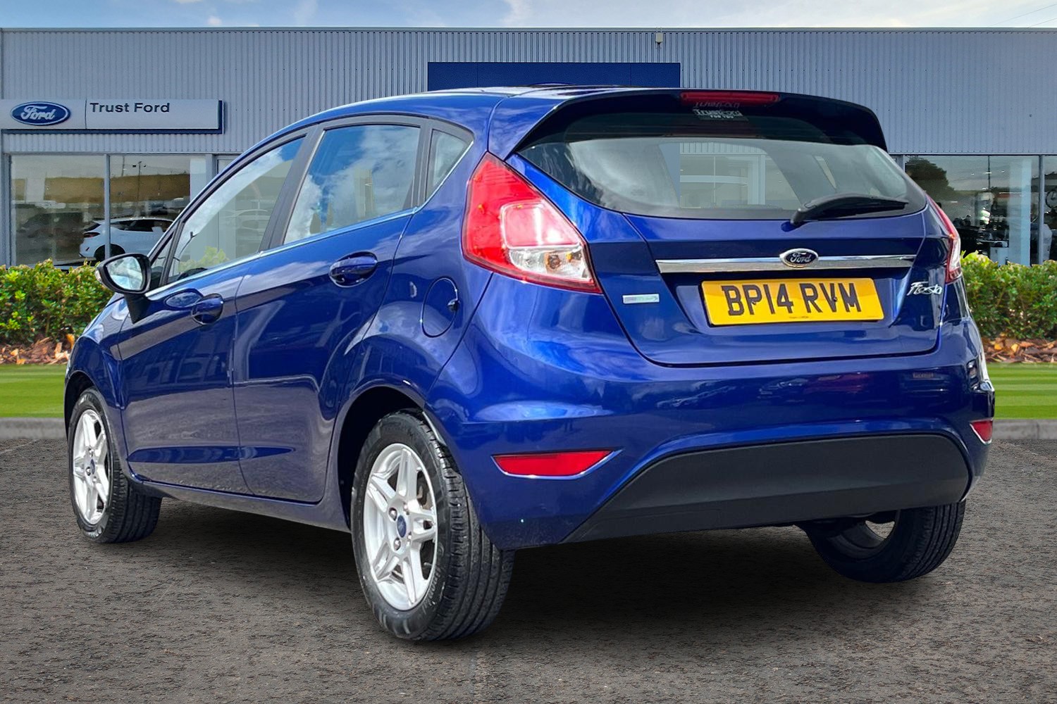 Ford Fiesta Photo 1