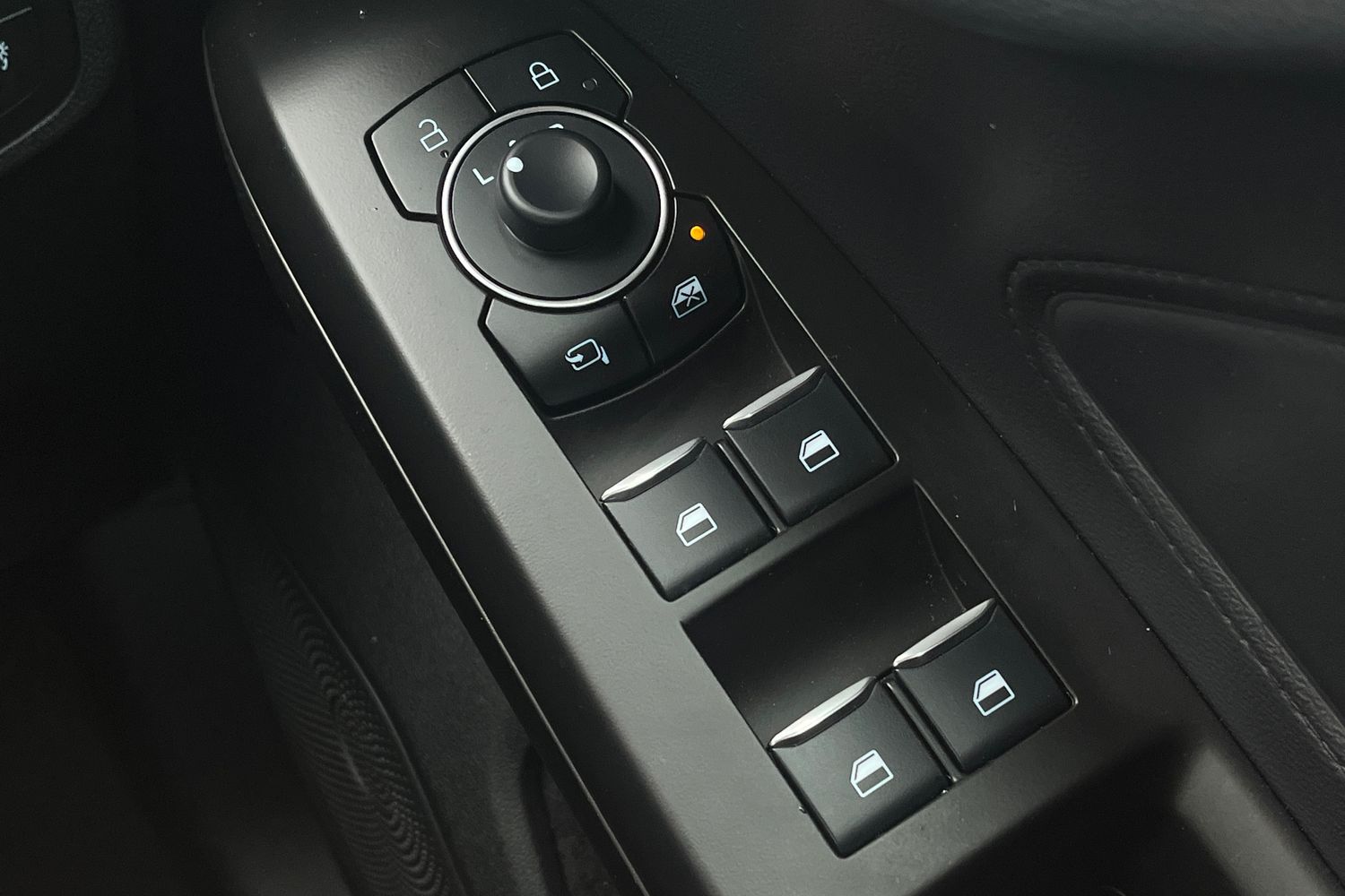 Ford Focus Photo 15