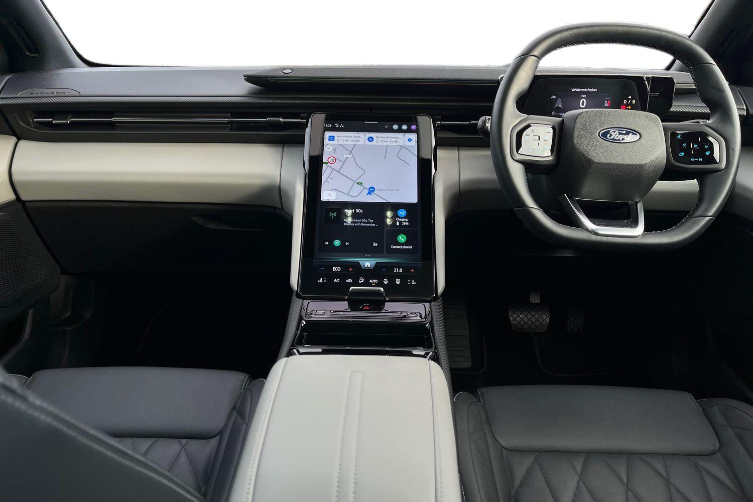 Ford Explorer Photo 9