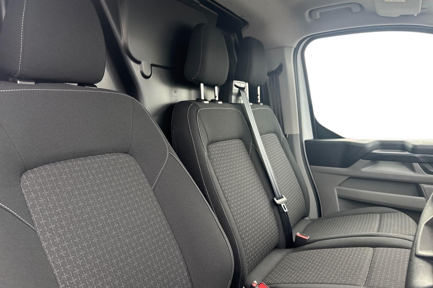 Ford E-TRANSIT CUSTOM Photo 10