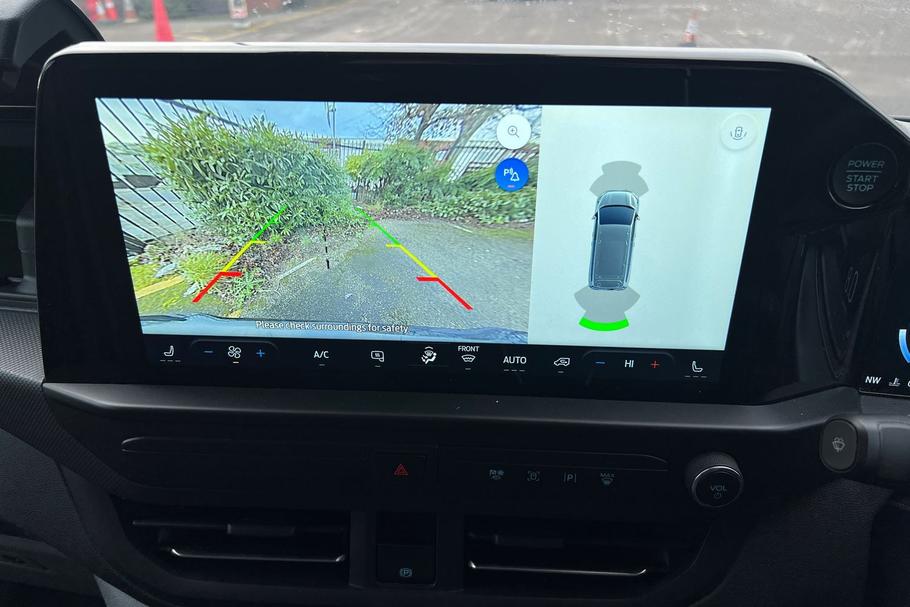 Used Ford TRANSIT CUSTOM WO25UJD 8