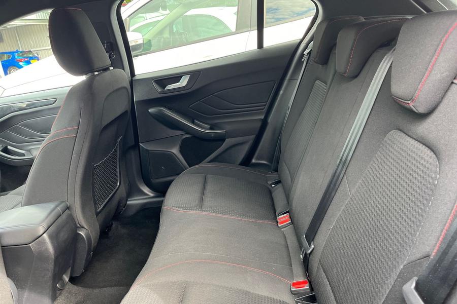 Ford Focus Photo autoimg-bb39b1b152f61818fb95786a2adc800ba42746dd.jpg