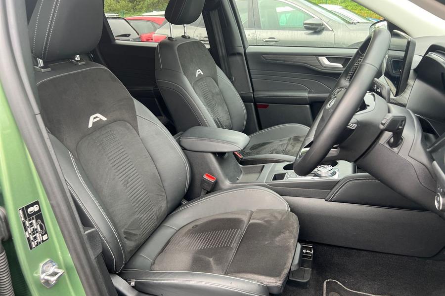 Ford Kuga Photo autoimg-bb39d495af6f7e1d8b2d63a1e29d19ef5cd06ab5.jpg