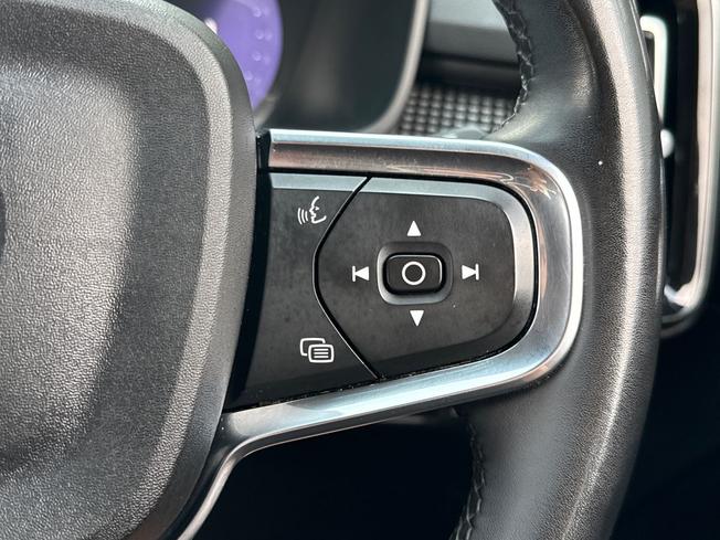 VOLVO Xc40 Photo 17