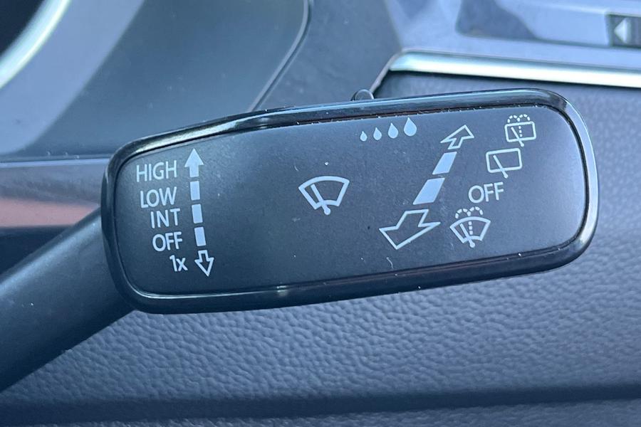 Volkswagen TIGUAN Photo autoimg-bb3ff47fc149f0573bffc373e31d8f53f41abc16.jpg