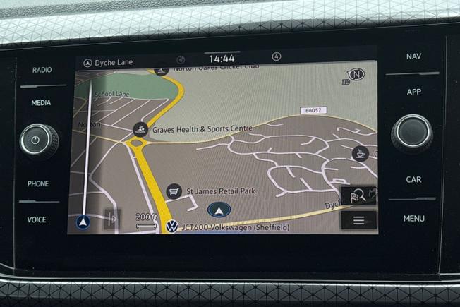 Volkswagen T-Cross Photo 14