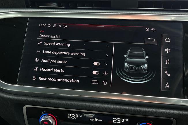 AUDI Q3 Photo 35