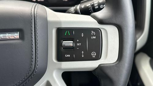 Land Rover Defender Photo autoimg-bb4bbdc3af7024781b85d55a6677c0ed3682da73.jpg