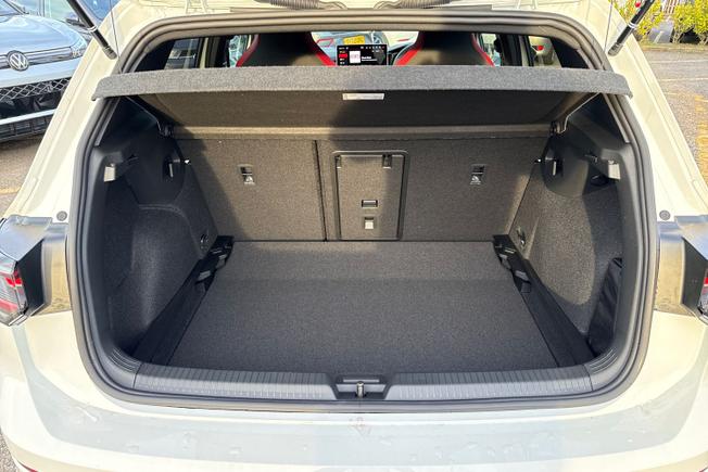 Volkswagen Golf Photo 12