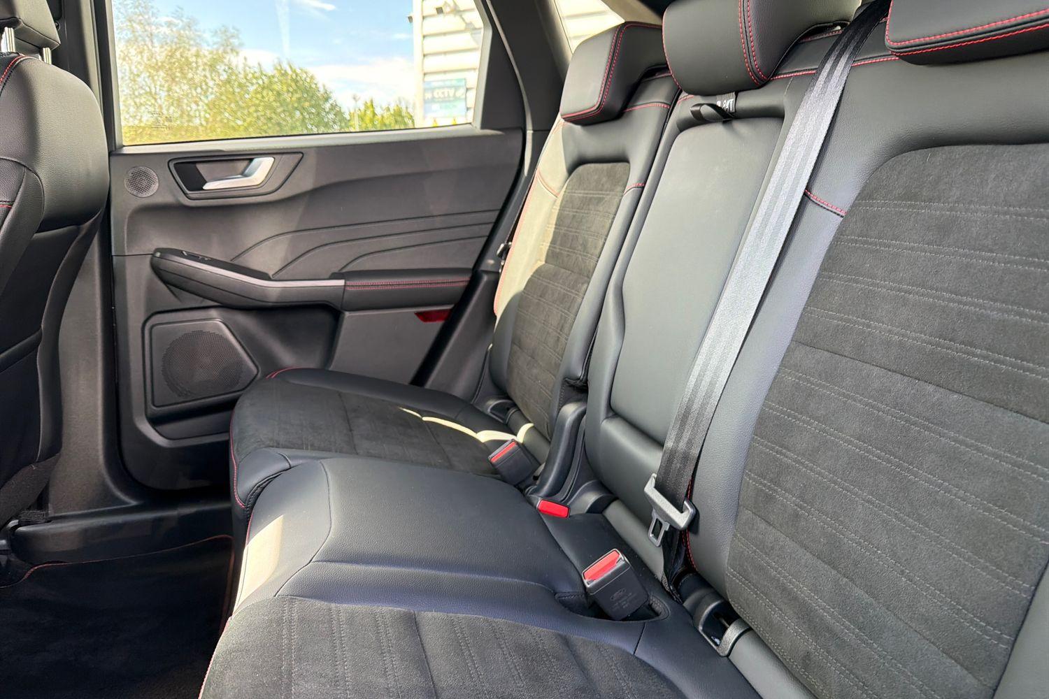 Ford KUGA Photo 19