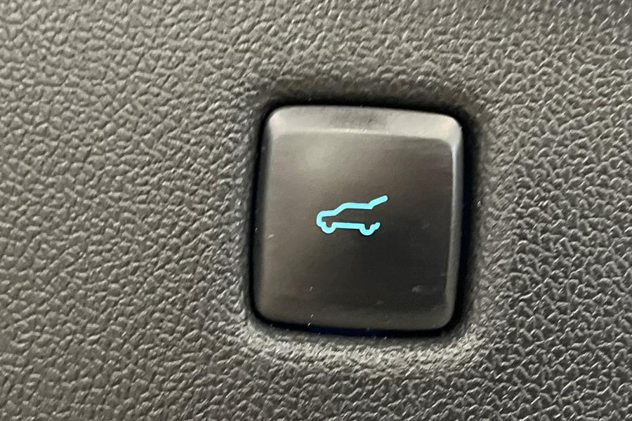 Ford KUGA Photo autoimg-bb52da27544ff631fae1fb710b7c77abee30843d.jpg