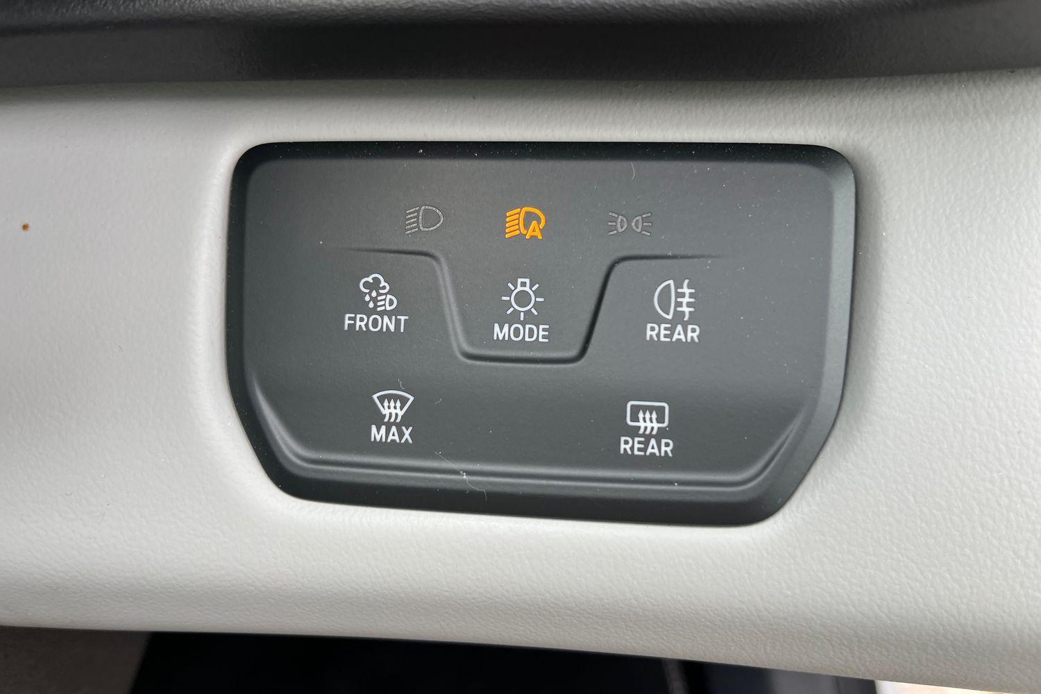 Ford Explorer Photo 33