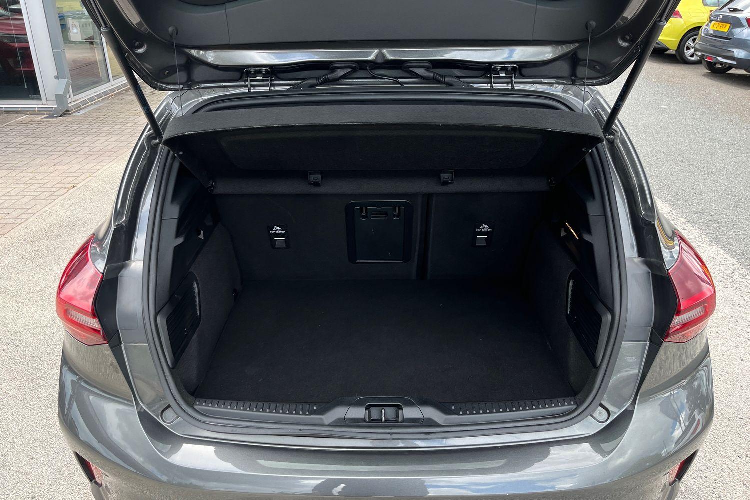 Ford FOCUS Photo 20