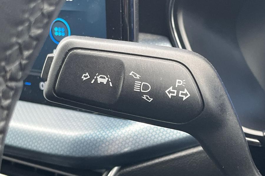 Ford FOCUS Photo autoimg-bb596cbb845e5dbf1499b83b193ae18d120e6664.jpg