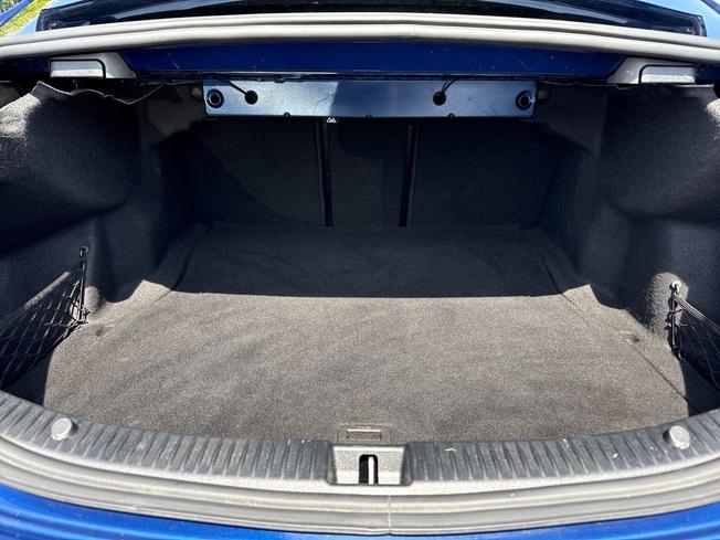 MERCEDES-BENZ C Class Photo 12