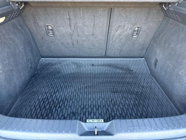 MAZDA Cx-30 Photo 12