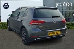 VOLKSWAGEN Golf Photo 3