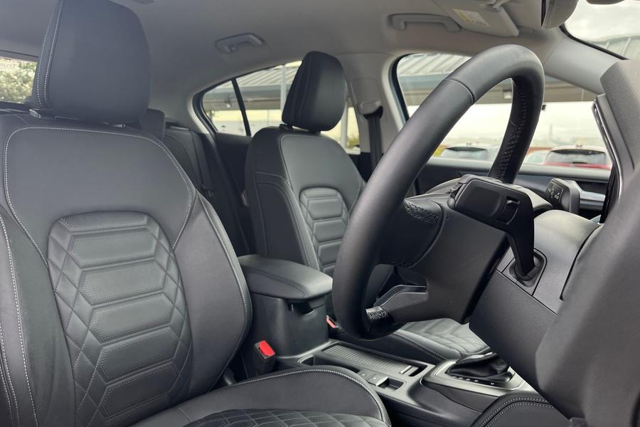 Ford Focus Photo autoimg-bb5ffc1098107e91fce983a5542d8e10d3d6adc4.jpg