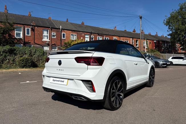 VOLKSWAGEN T-Roc Photo 24