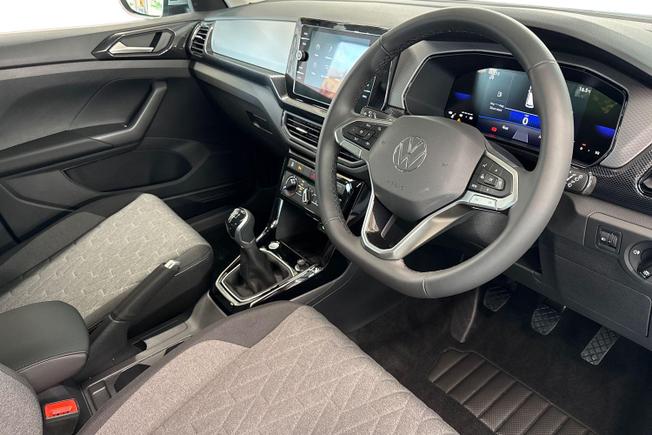 Volkswagen T-Cross Photo 6
