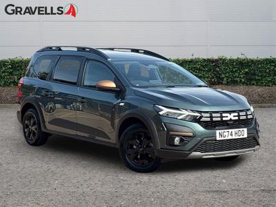 Used 2025 Dacia JOGGER 1.6 Hybrid EXTREME MPV 5dr Petrol Hybrid Auto Euro 6 (s/s) (140 ps) Green at Gravells