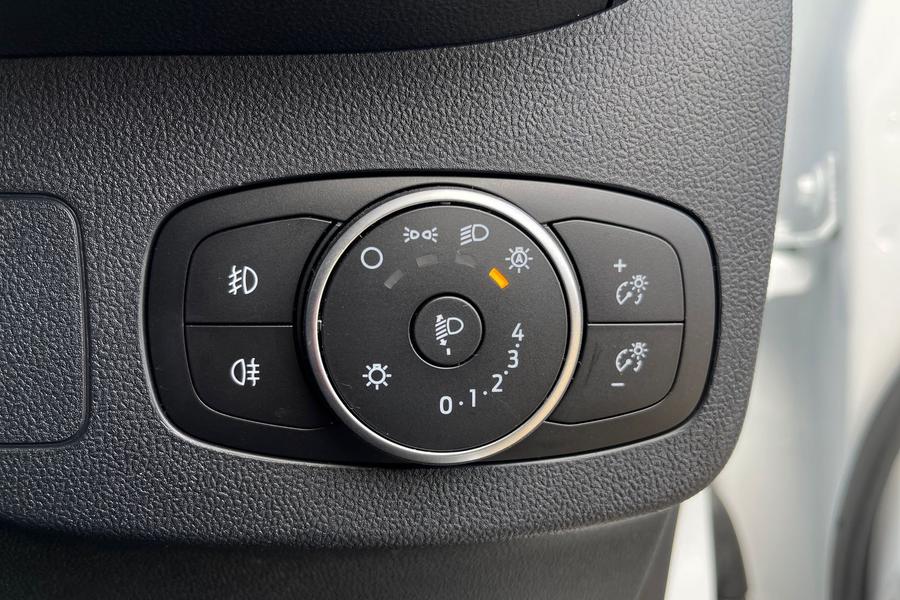 Ford Puma Photo autoimg-bb65947abcd4e9f52fa7e2e235b1698b1c05b96a.jpg