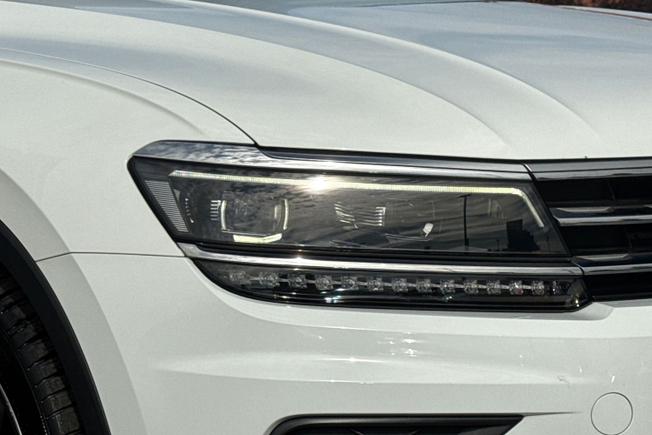 VOLKSWAGEN Tiguan Photo 19