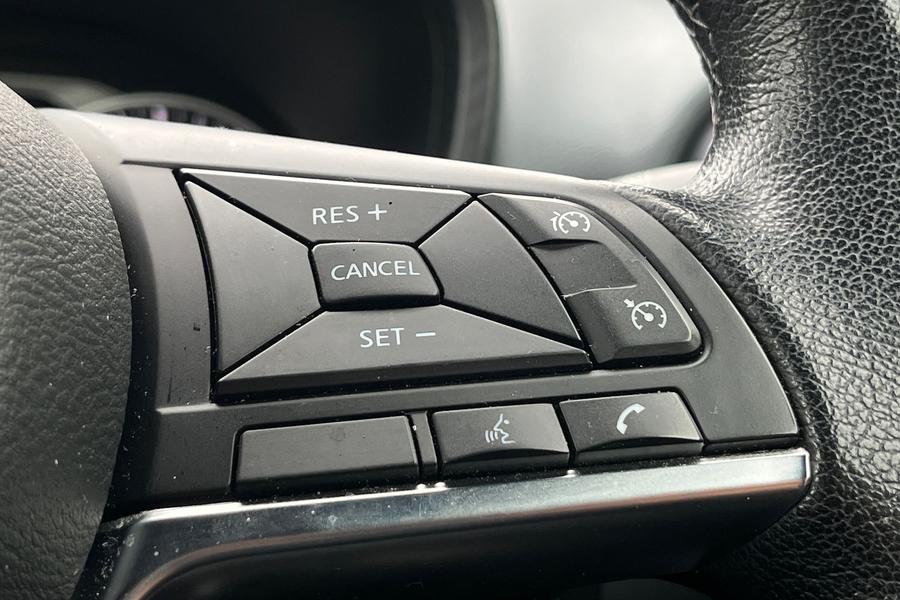 Nissan Juke Photo autoimg-bb6efd91b3269392ef2658db5c0c2ecd80542025.jpg