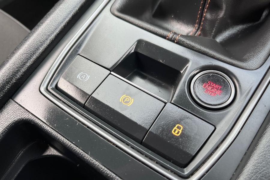 CUPRA Formentor Photo autoimg-bb78ac6dc788f6cdb36a4575fb8615ad445dfdae.jpg