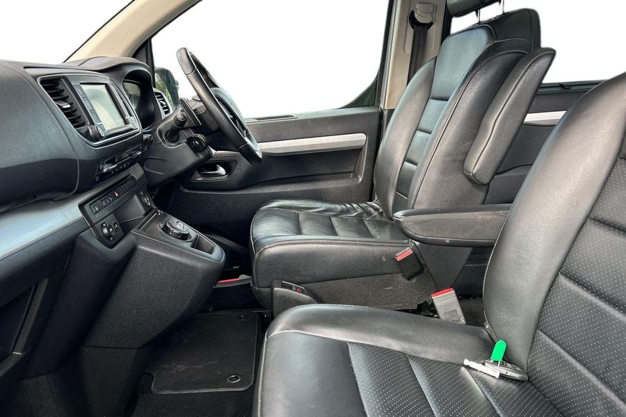 Peugeot TRAVELLER Photo autoimg-bb79959f3b6fdb7a610c121e3a25f26183483fe4.jpg