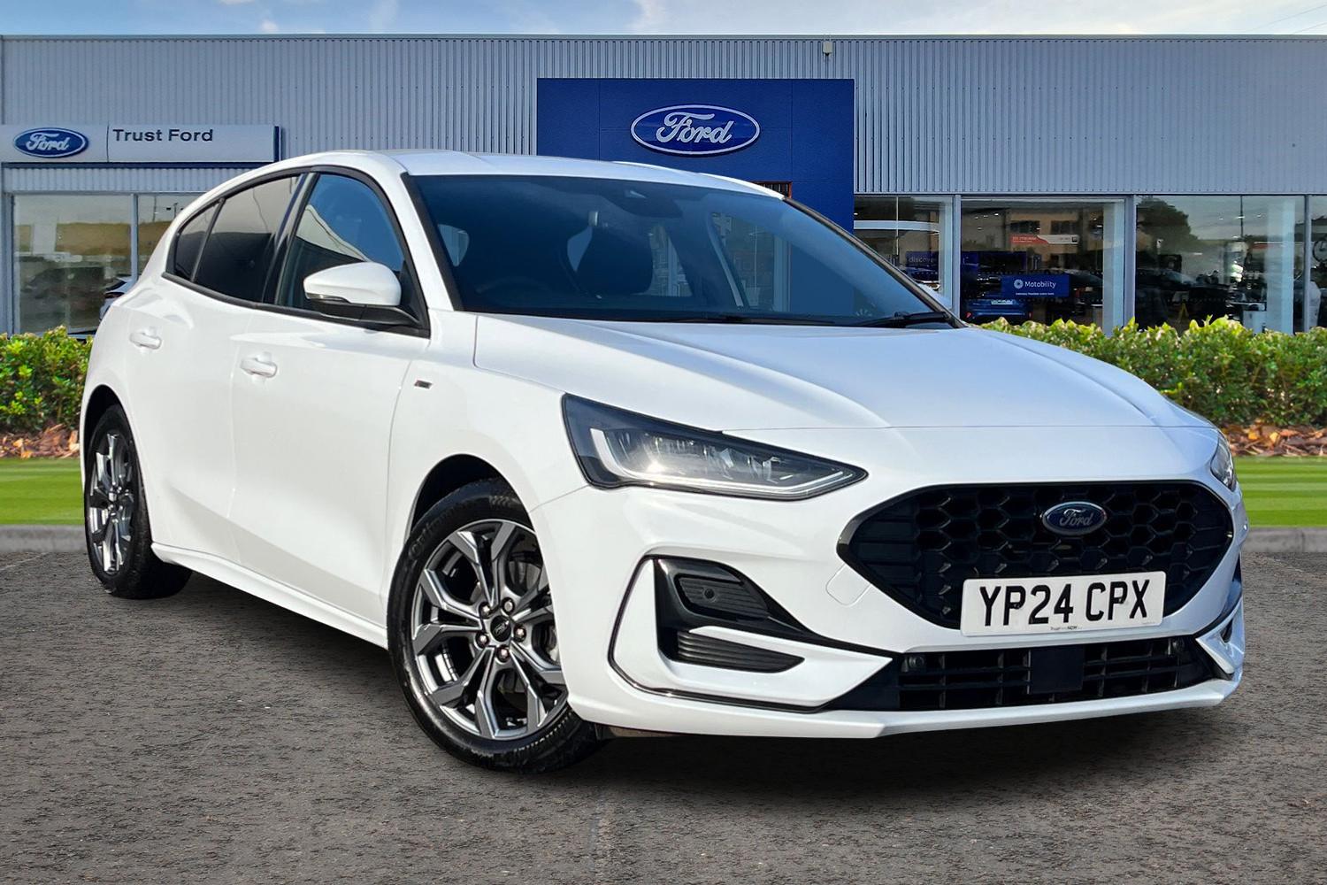 Ford Focus Photo 0