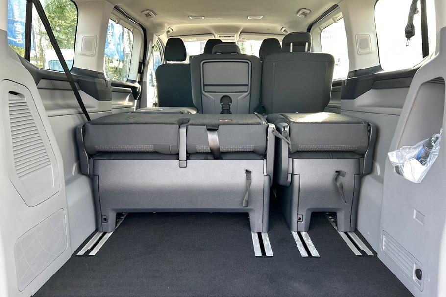 Used FORD TOURNEO CUSTOM HN75JZG 5