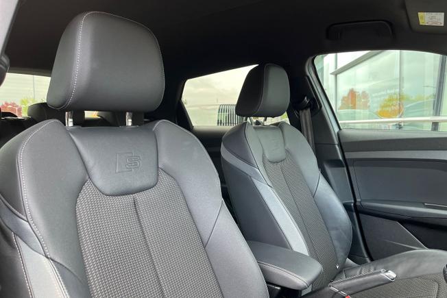 AUDI A1 Photo 32