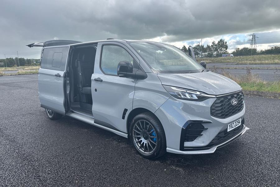 Ford TRANSIT CUSTOM Photo autoimg-bb8639e3b3161c30af6634ed47ad37c13b760dfa.jpg