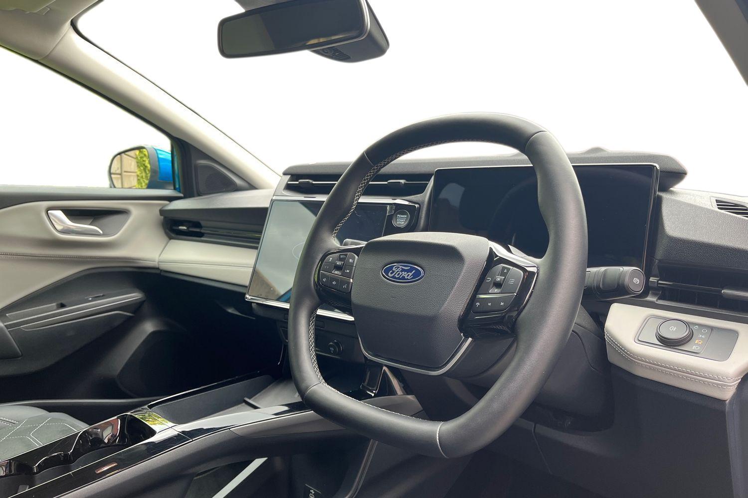 Ford PUMA GEN-E Photo 8