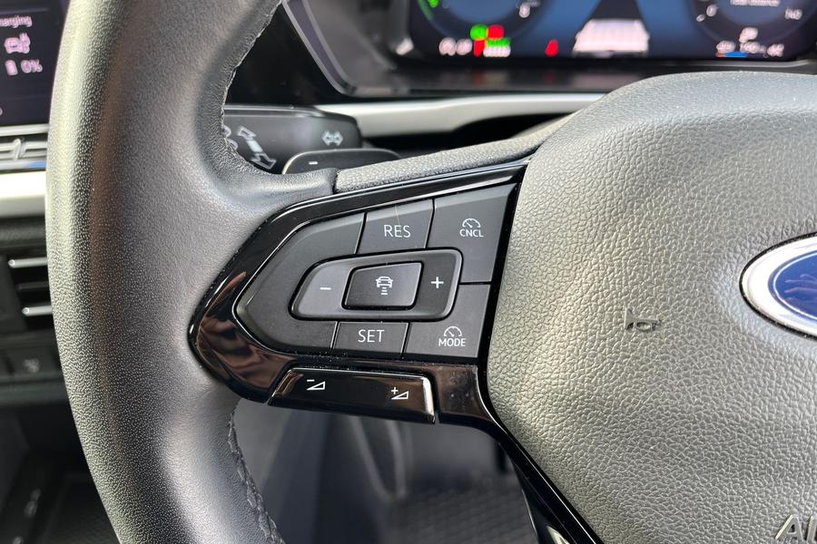 Ford TRANSIT CONNECT Photo autoimg-bb8aea99d75538445adb949dc5f44fdf92f10b20.jpg