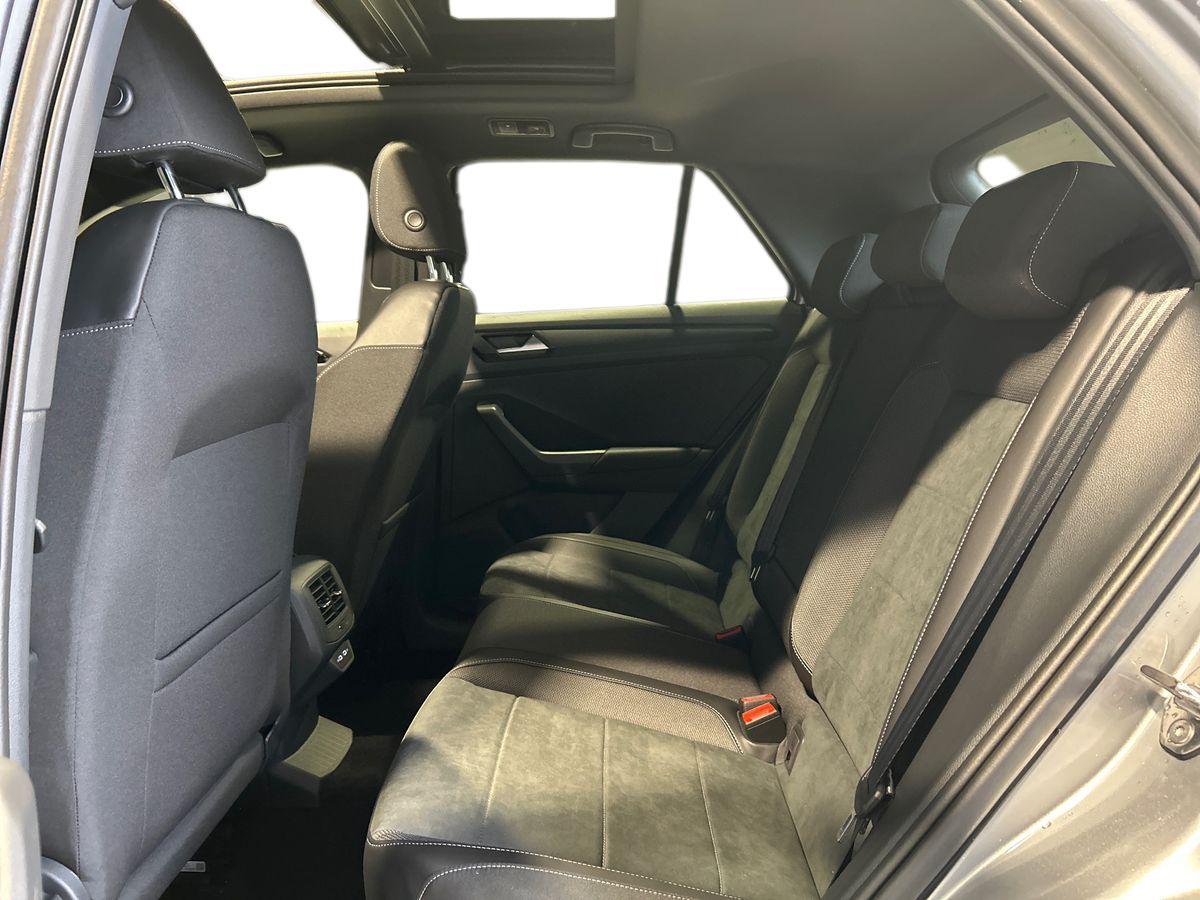 Volkswagen T-Roc Photo autoimg-bb8e0bbbbe3cfe32bc481668a2fa7688bea25818.jpg