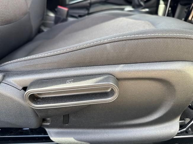 MINI Hatch Photo 24