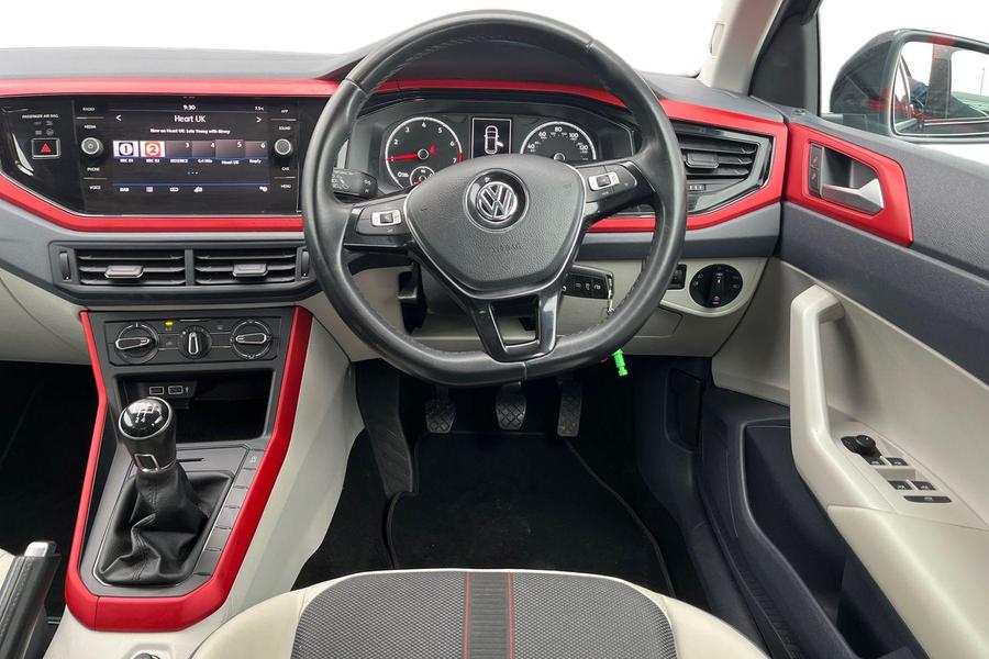 Volkswagen POLO Photo autoimg-bb906629d9233813ed839463eb7ad10d7b9b6d9a.jpg