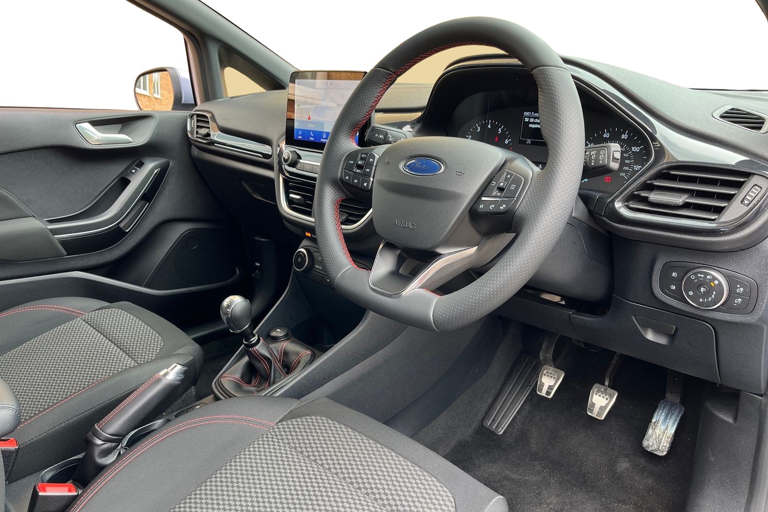 Ford Fiesta Photo 8