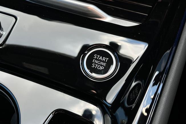AUDI Q3 Photo 21