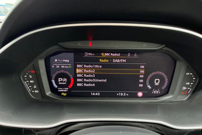AUDI Q3 Photo 42