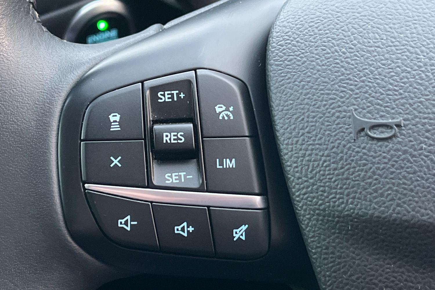 Ford KUGA Photo 37