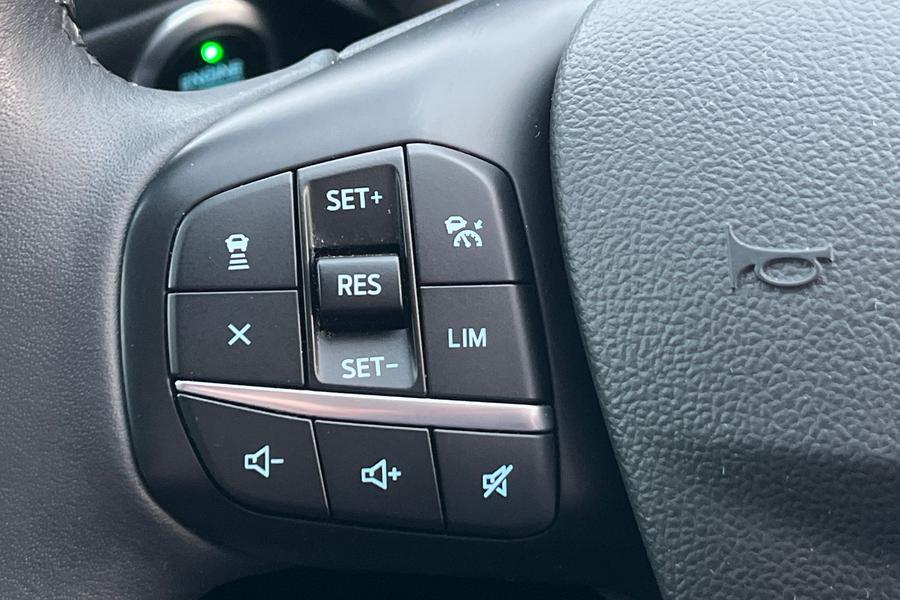Ford KUGA Photo autoimg-bb952135ee9693be85232b0bdd28e3c7163c488b.jpg