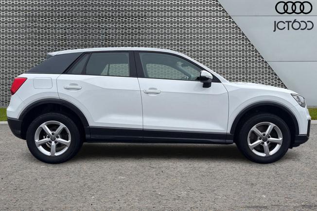 Audi Q2 Photo 4