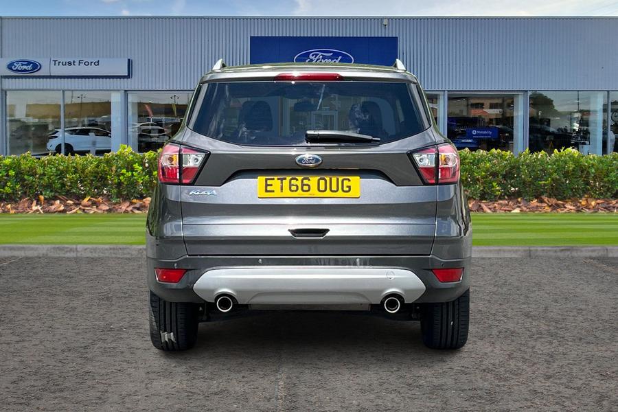 Ford KUGA Photo autoimg-bb972649d66fd8317eca5bb6fa502cb47670f3aa.jpg