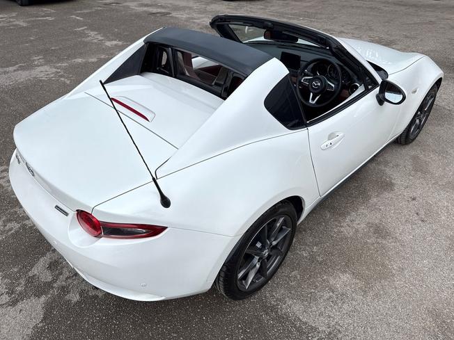 MAZDA MX-5 Photo 23