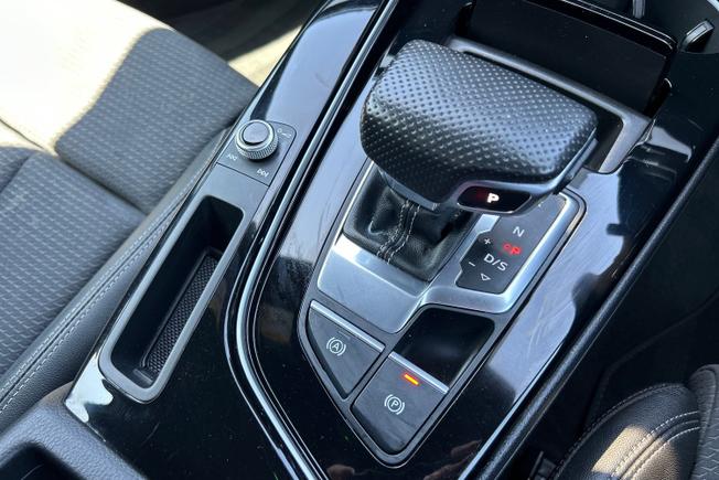 AUDI A4 Photo 56